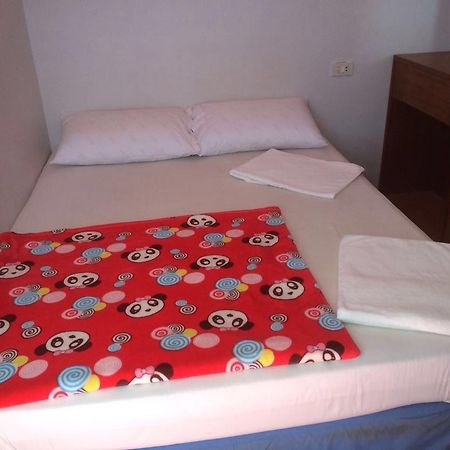 Bung House Hotel Фи Фи Айлънд Екстериор снимка
