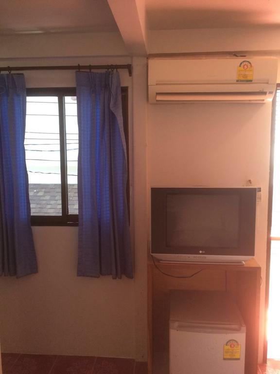 Bung House Hotel Фи Фи Айлънд Екстериор снимка